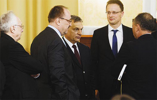 Tagadják, hogy Orbánnak svájci bankára lenne