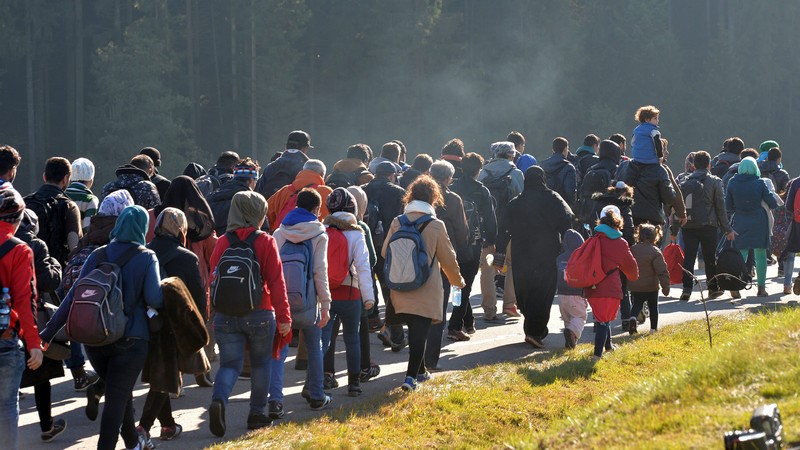 10 ezer migráns tart Szerbiából Horvátországba