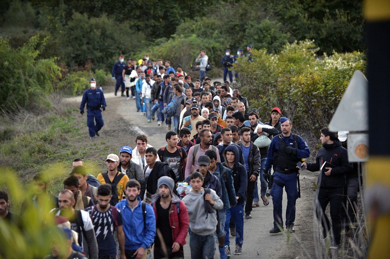 Hiába a tél, özönlenek a migránsok Európába