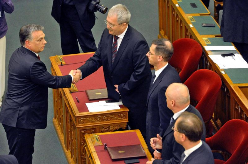 Kirúgja Orbán a földművelésügyi minisztert? 