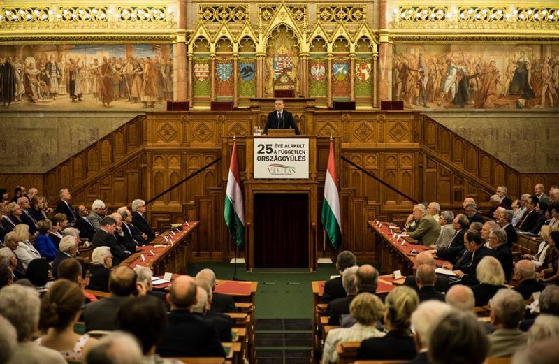 Orbán szívhez szóló történettel nosztalgiázott a rendszerváltásról