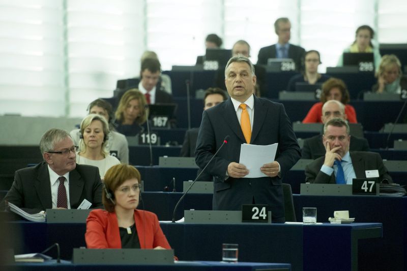 Orbánt bibliai idézettel szedték szét az EP-ben