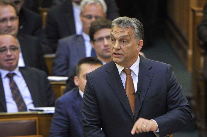 Orbán: Magyarország érdeke, hogy tagjai maradjunk az EU-nak és a NATO-nak