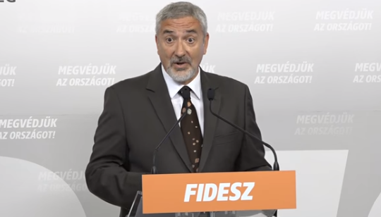 Fidesz: Czeglédy cipősdobozokban vitte a pénzt Gyurcsánynak 