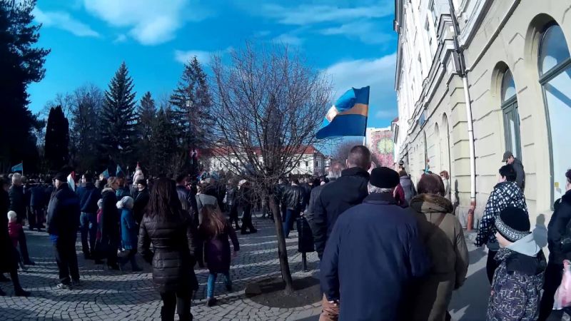 Újabb bírságot kapott Sepsiszentgyörgy és Kézdivásárhely polgármestere a zászlók miatt