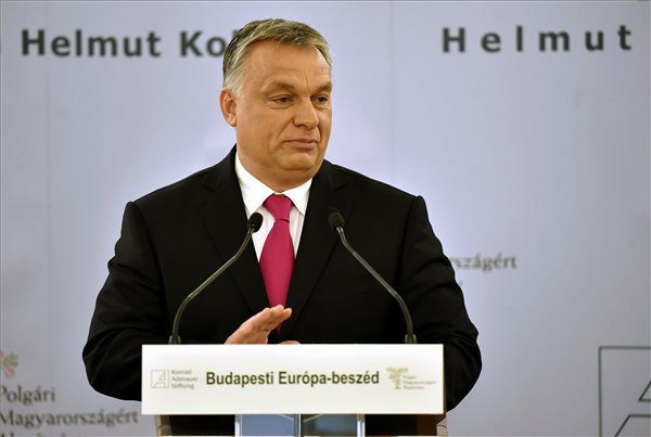 Orbán: a migránsvitában nincs helye kompromisszumnak 