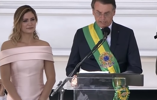 Jöt röhögött a brazil elnök, amikor 24 évvel idősebb feleségével gúnyolták Macront