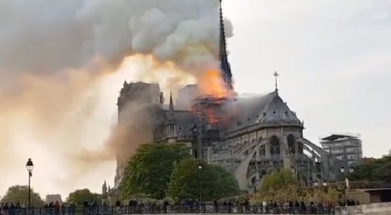 Nem találtak bűncselekményre utaló jelet a leégett Notre Dame-nál