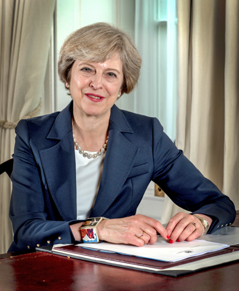 Theresa May szerint világszerte durvul a politikai közbeszéd