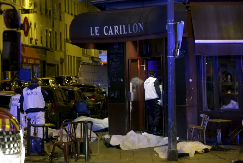 Brutális terrorakció Párizsban, lövöldözés, robbantások, legalább 120 halott és sok túsz