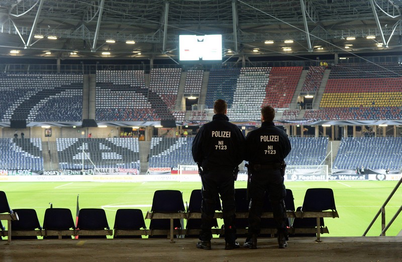 Biztonsági okok miatt elmarad a német-holland labdarúgó-mérkőzés