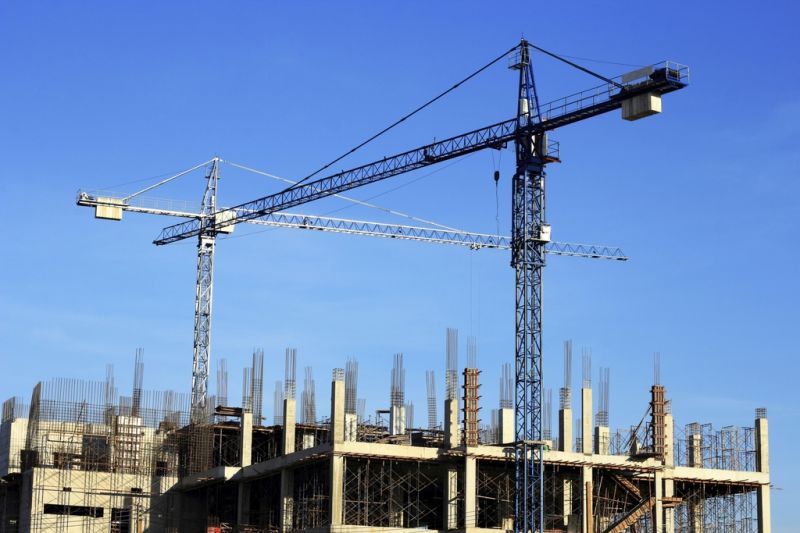 Fideszes oligarchák fognak kaszálni a lakásépítési áfacsökkentésen?