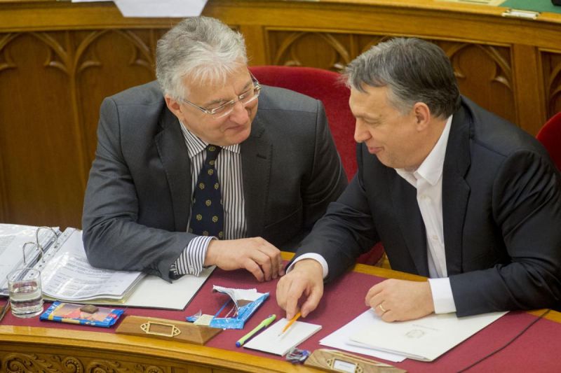 Nem csökkenti a 27%-os áfát a Fidesz, inkább az MSZP-t szidja