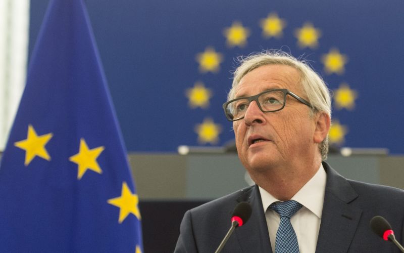 Juncker: Aki nem fogad be menekültet, az védje a határt