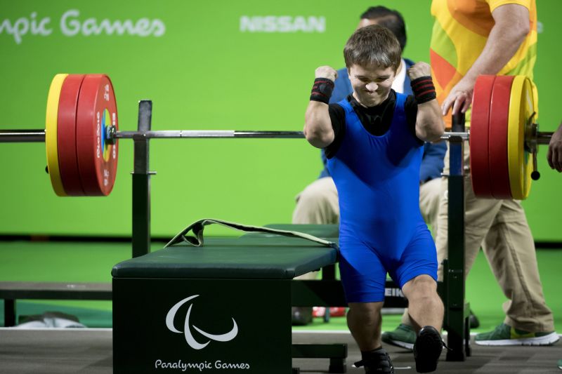 Paralimpia: Tunkel Nándor erőemelő bronzérmes