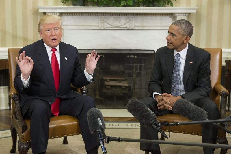 Másfél órán keresztül tárgyalt egymással Obama és Trump 