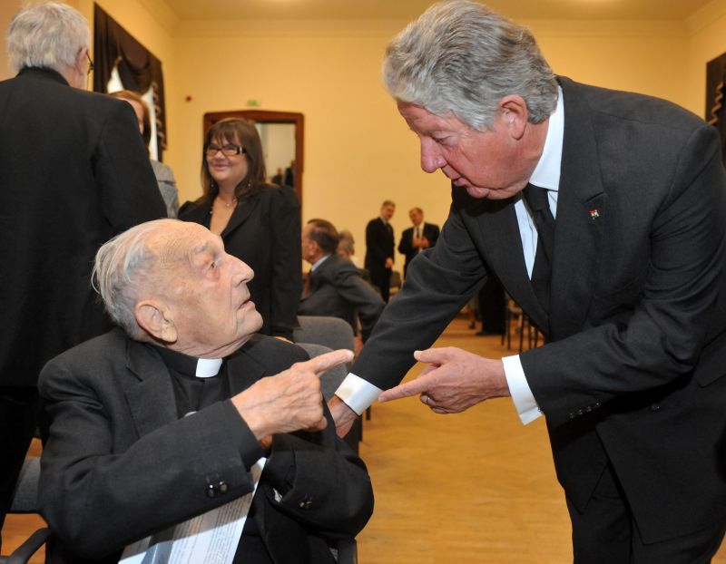 101 éves korában elhunyt a Gulág-túlélő Olofsson Placid atya