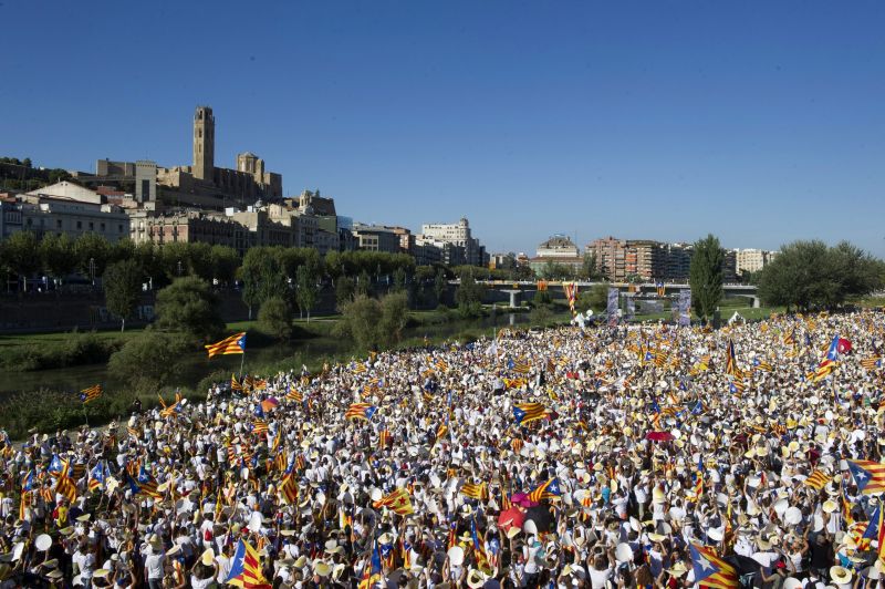 A spanyol alkotmánybíróság beintett a katalán függetlenségnek