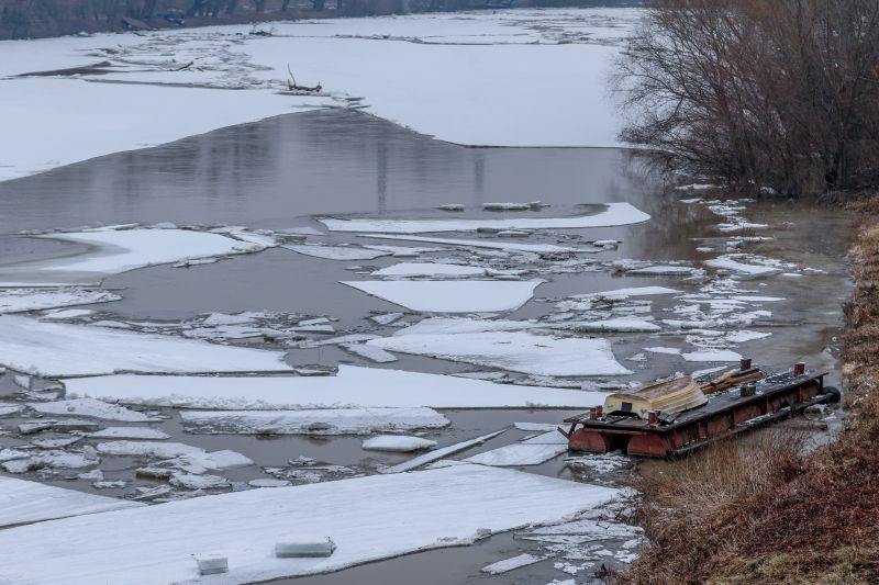 Hatalmas mozaiktáblává változtatta a Tiszát a jeges árhullám – fotók