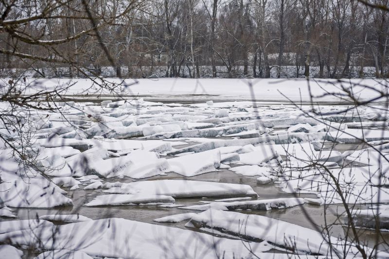Hatalmas mozaiktáblává változtatta a Tiszát a jeges árhullám – fotók