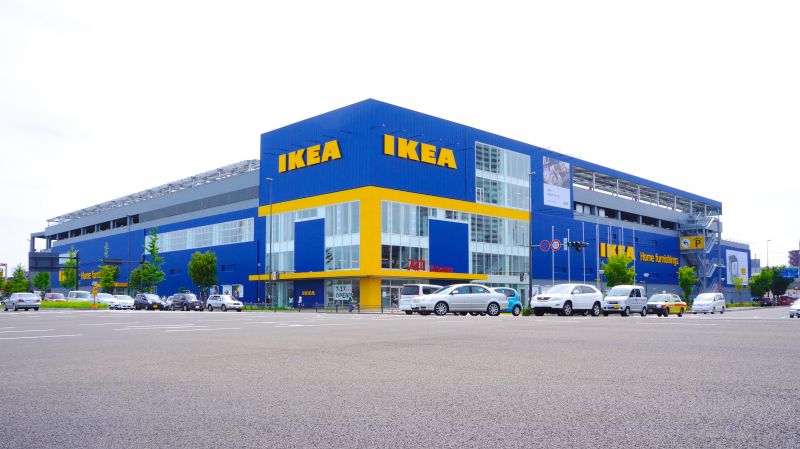 Vége a szenvedésnek: percek alatt állnak össze az IKEA új bútorai