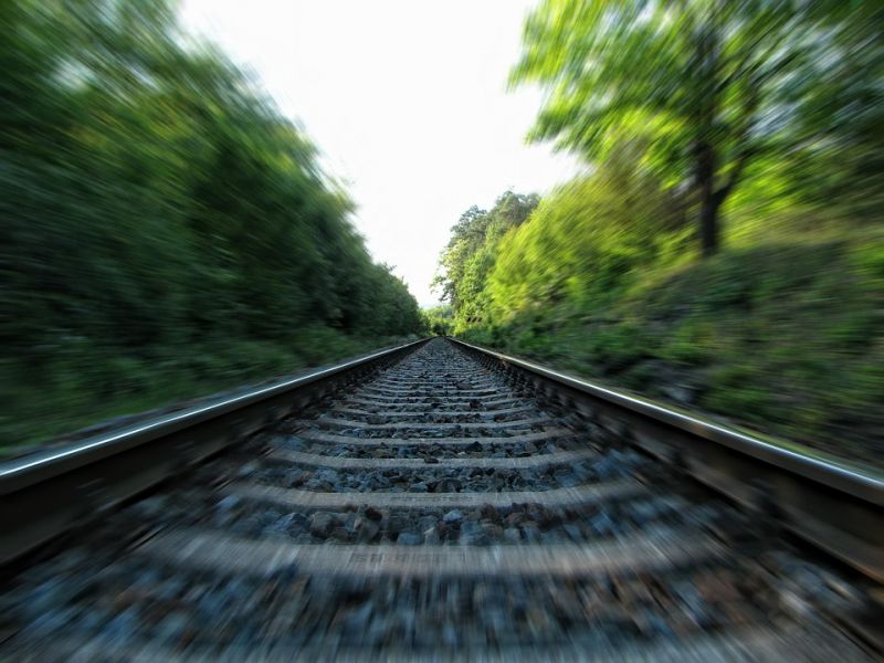 Vasúti síneken találtak holttestet Pest megyében