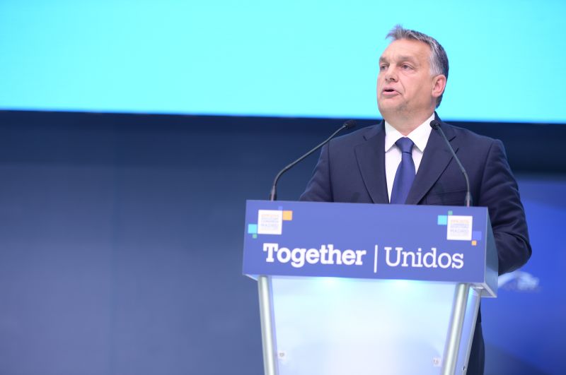 New York Times: meddig szórakozik még Orbán az EU-val?