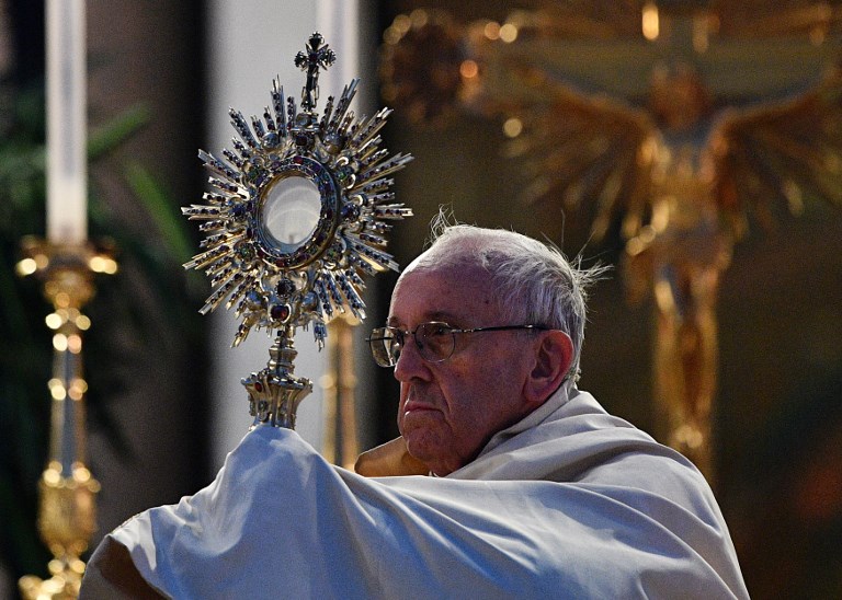 Ferenc pápa kiközösítené a maffiózókat és a korruptakat az egyházból