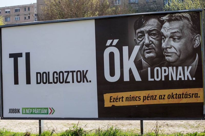 „Ti dolgoztok. Ők lopnak.” – a Jobbik plakátkampányt indít a korrupcióról