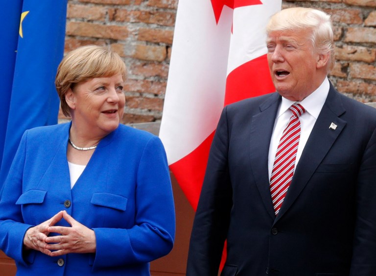 A Fehér Ház szóvivője szerint  Trump és Merkel viszonya "hihetetlenül korrekt"