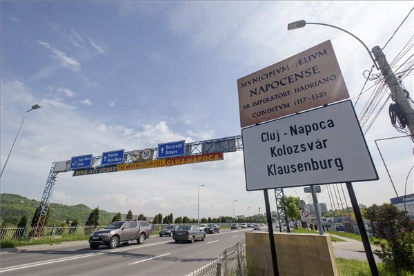 Most már magyarul is lehet olvasni Kolozsváron a város nevét