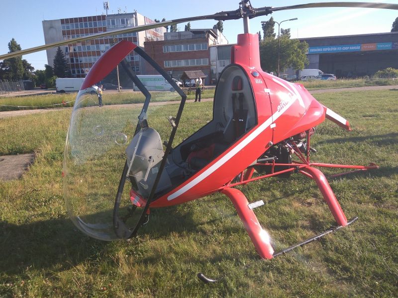 Visszazuhant egy felszálló helikopter a Budaörsi repülőtéren