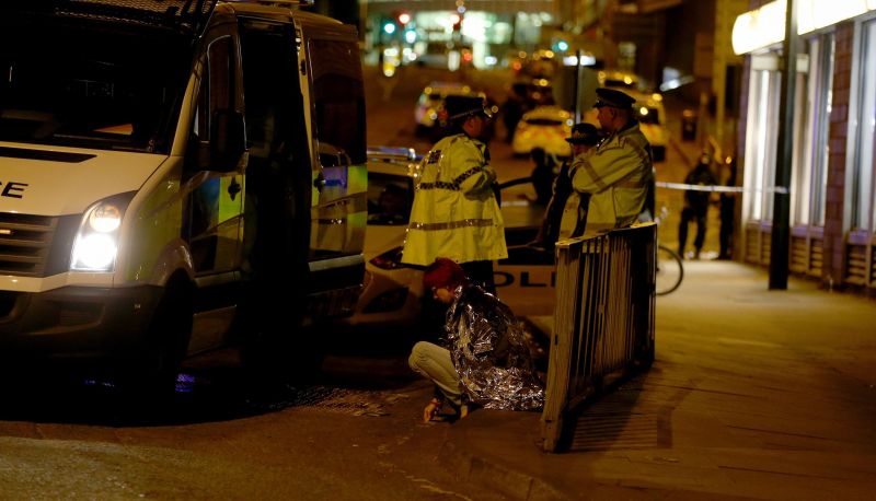 Manchesteri robbantás: 22-re nőtt az áldozatok száma