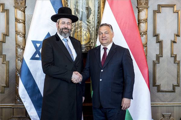 Orbán Viktor Izrael askenázi főrabbijával tárgyalt