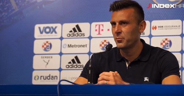 Otthonában verték össze a szurkolók a Dinamo Zagreb vezetőedzőjét