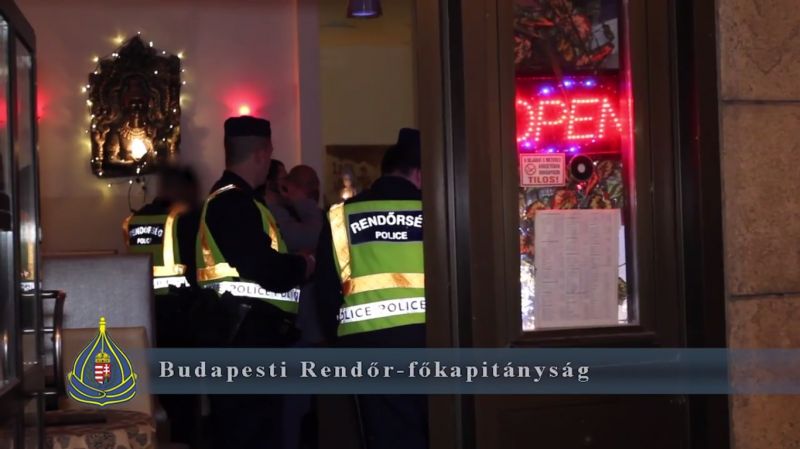 170 ezret kértek négy italért a bárban, jött a rendőrség – videó