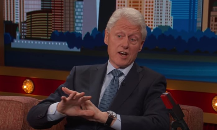 Négy nő vádolja szexuális zaklatással Bill Clintont