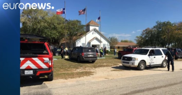 Döntöttek a vérengzés helyszínévé vált texasi templom sorsáról
