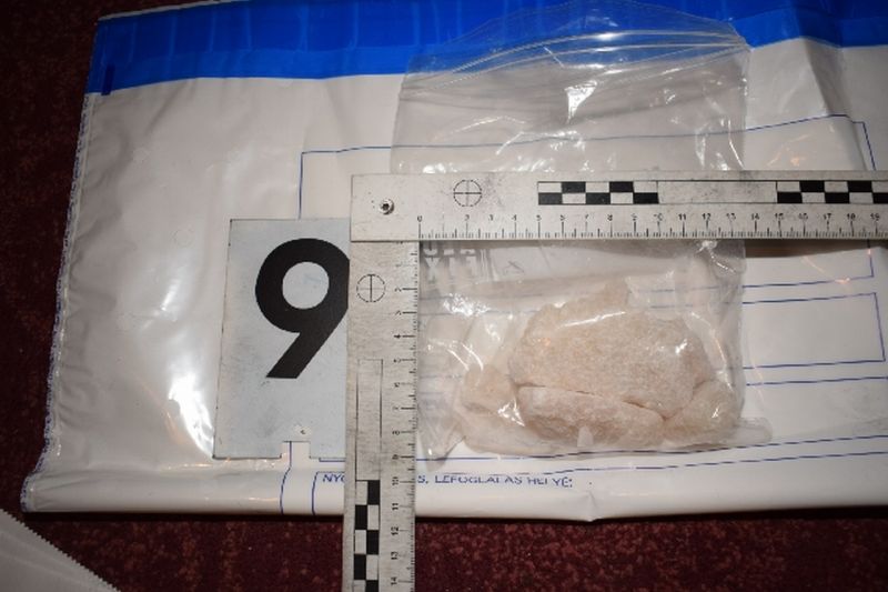 Brutális mennyiségű drogot találtak Tolna megyében