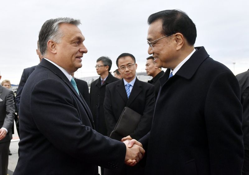 Ezért lesznek dugók a jövő héten – megérkezett a kínai kormányfő Budapestre 