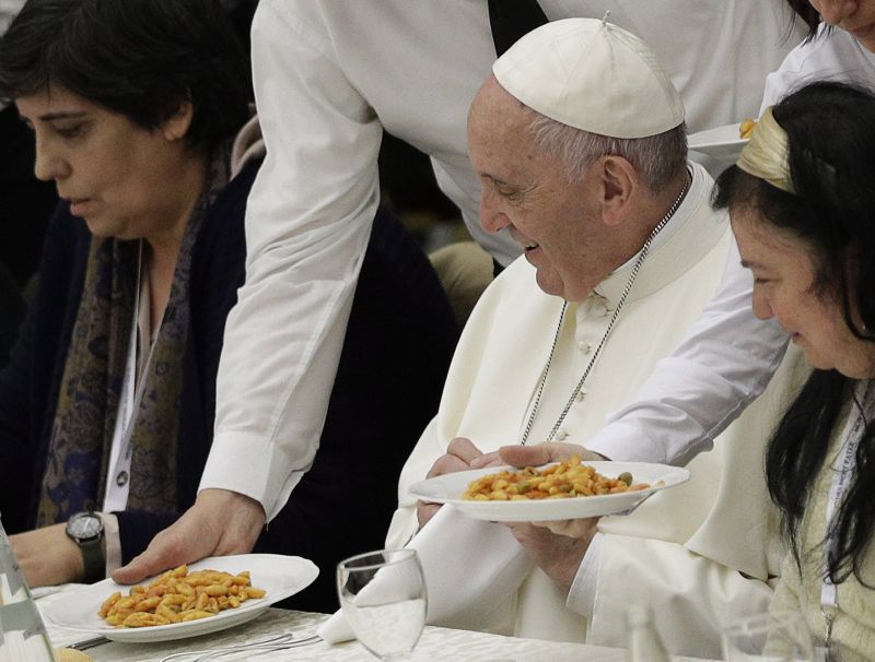 Ferenc pápa: a szegények segítése az egyház evangéliumi kötelessége