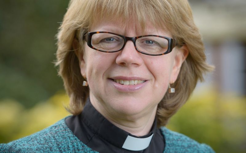 Kinevezték London első női anglikán püspökét