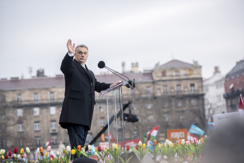 "Nem szokványos választásra készülünk" – Orbán szerint nemcsak parlamentet és miniszterelnököt, hanem jövőt is választunk