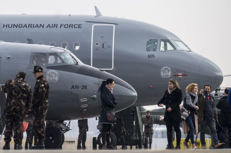 Megérkezett a honvédség két Airbus A319-es katonai gépe Kecskemétre