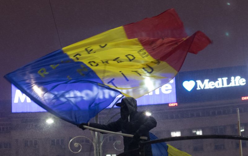 Tüntettek Romániában az igazságszolgáltatás politikai ellenőrzése ellen 
