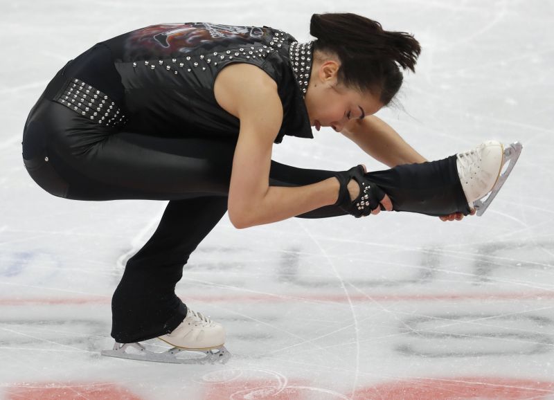 Téli olimpia: Tóth Ivett a műkorcsolyázók női versenyében indulhat