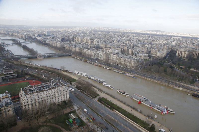 Így árad a Szajna január utolsó napjaiban Párizsban – Fotók!