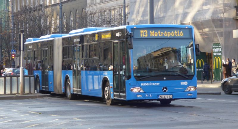 A BKV nem hajlandó átvenni 30 új metrópótló buszt  