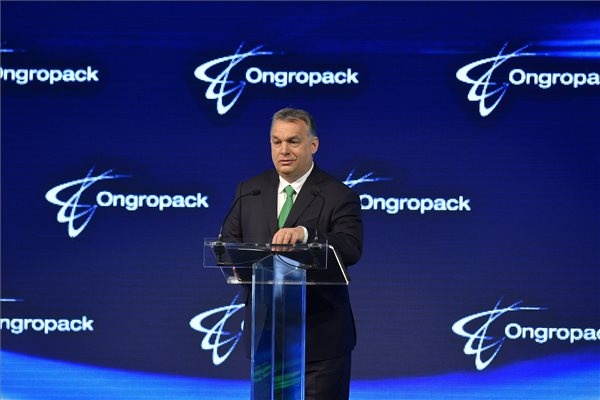 Orbán: ha az ország elhibázza a döntést a választáson, megáll a gazdasági fejlődés