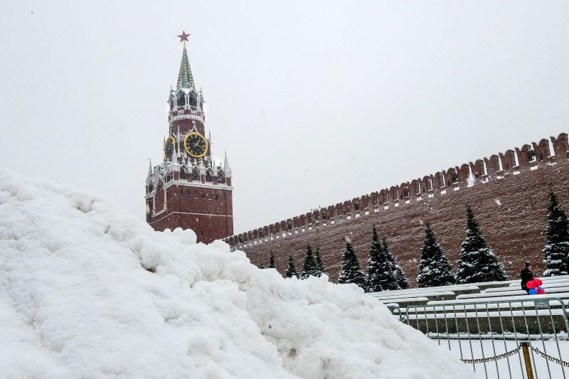 Szombaton mekkora felhajtás volt a kis hóesés miatt, nézze meg, mi van most Moszkvában